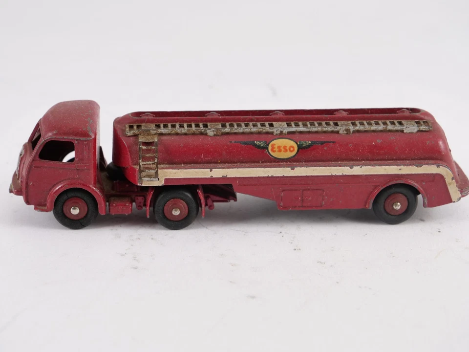 Dinky Toys F Nr. 32C Panhard Tankwagen ESSO - Bild 2 von 4
