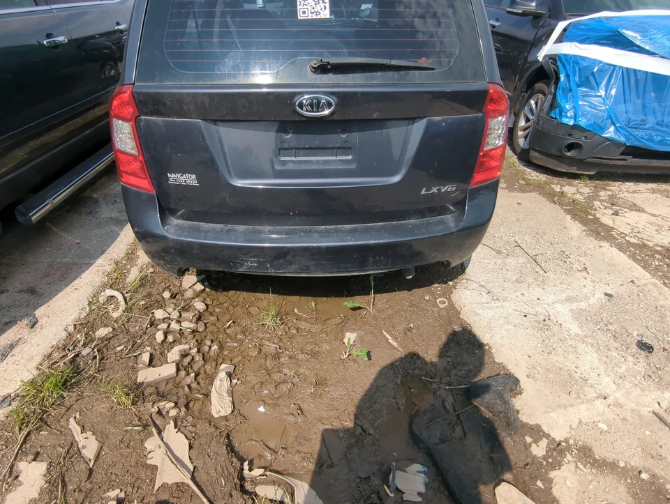 2007-2012 Kia Rondo Rear Bumper Assembly Oem H2NJN — 第 2/2 张图片