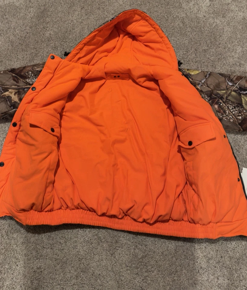WFS Reversible Camouflage/Blaze Insulated Hunting Jacket  SIZE M RETAIL $79.99 - Image 2 of 4