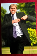 Original-Autogramm von Dirk Nowitzki, Farbfoto, gro&szlig; 29,8 x 21 cm