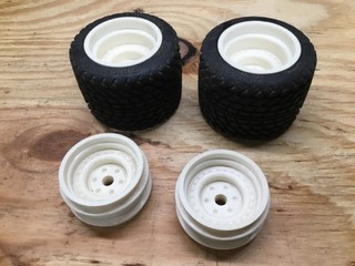 Vintage Kyosho Bridgestone Potenza 2 Pneumatici Posteriori e 4 Ruote RC Sprint Auto/Buggy