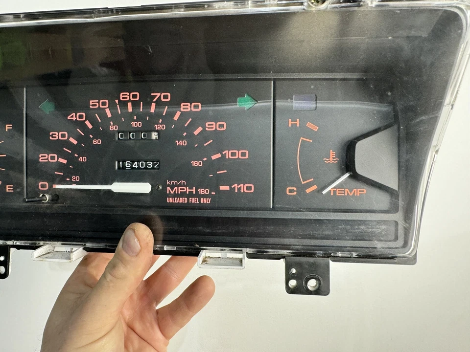 88 89 MAZDA B2200 2,2 L MT VELOCÍMETRO CLÚSTER OEM 164K 257500-2461 Foto 4 de 4