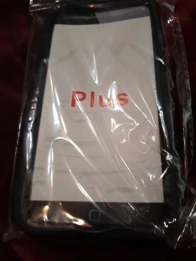 iPhone 6 7 8 Plus Case Cover on black - Image 2 of 4