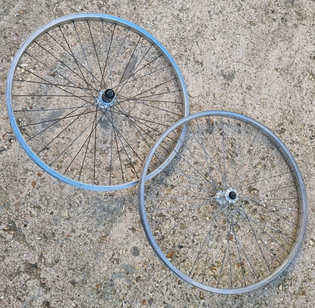 ARAYA RM-930DISC 32H Lefty Si / XT Hub
