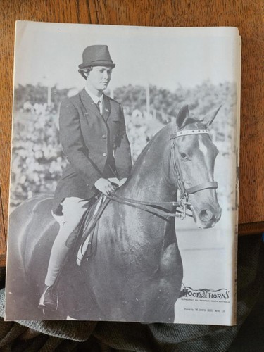 Hoofs and Horns Magazine October 1965 Fair to good condition - Picture 2 of 2