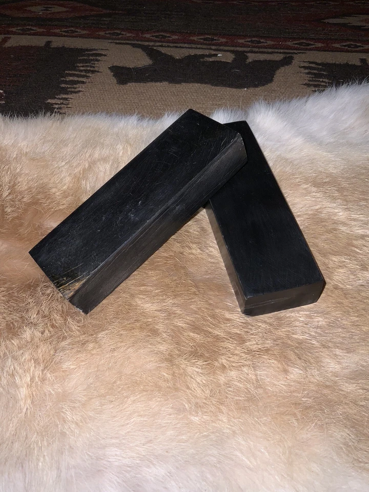 BLOQUE DE MANGO DE CUCHILLO DE CUERNO DE BÚFALO 5” X 1.5” X 1”, Negro, Cuerno para hacer cuchillos Foto 2 de 4