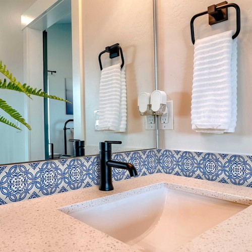 4" X 4" Blue and White Valencia Peel And Stick Tiles - Picture 3 of 4