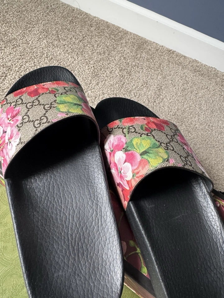 Sandalias planas Gucci GG Blooms Supreme florales deslizables de goma UE 42 Foto 4 de 4