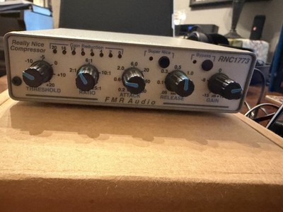 FMR Audio RNC1773 RNC 1773 Really Nice Compressor – Stereo Analog