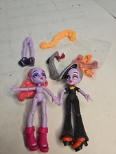 Capsule Chix Lot Of 2 Fashion Dolls NO stands