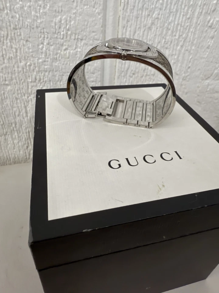 Auténtico GUCCI Brazalete Giratorio Marrón Acero Inoxidable Damas Reloj Minorista @ $1100 Foto 3 de 4