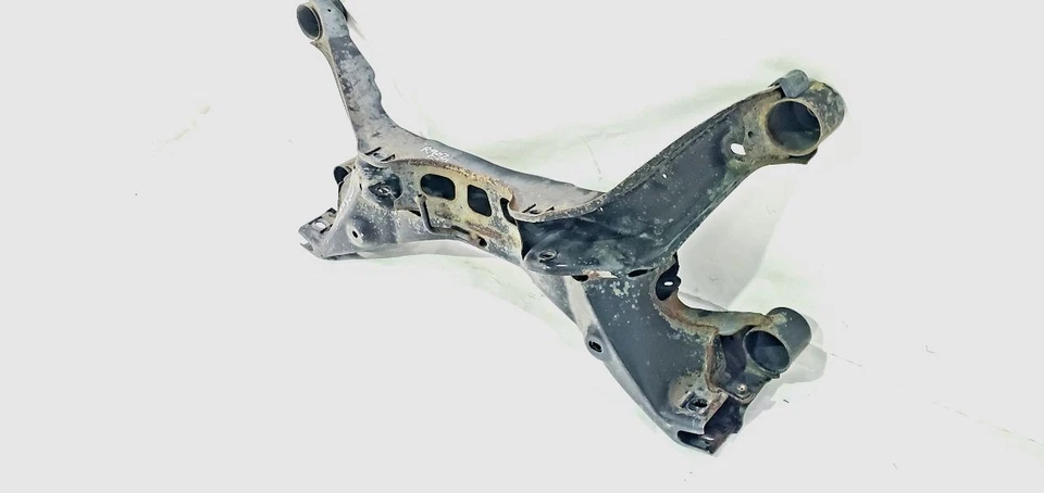 SAAB 9-3 2008 2009 2010 2011 OEM suspensión trasera cuadro K travesaño tracción delantera Foto 4 de 4