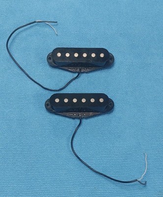 Fender Squier Stagemaster,  2 originelle Neck und Middle  Tonabnehmer