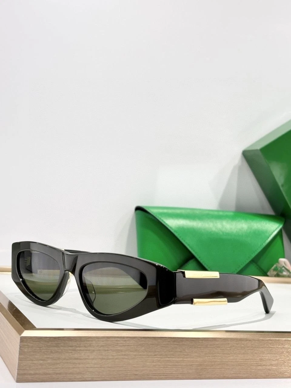 Bottega Veneta — Bottega Veneta Cat Eye Sunglasses Gray Thick Frame Gold Details