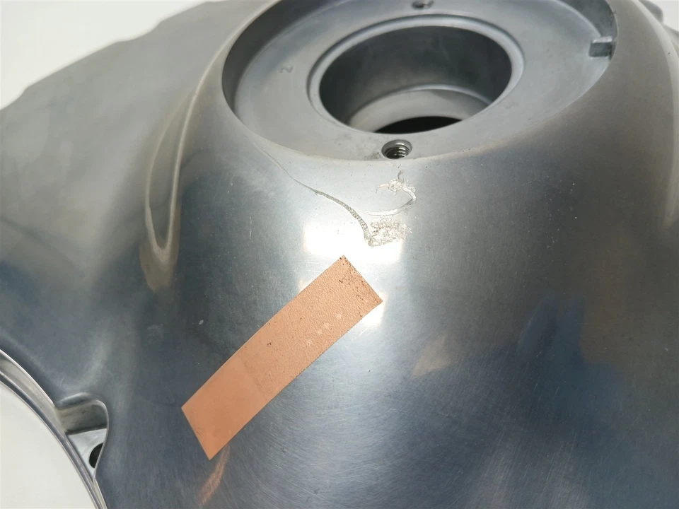 Полированная крышка генератора переменного тока Harley-Davidson 2006 V Rod VRSCR 25907-04K  - Изображение 2 из 4