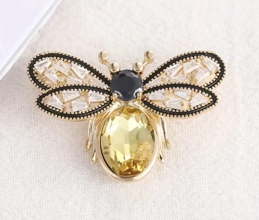 bee pin brooch rhinestone Fashion costume jewelry FAST Free Ship