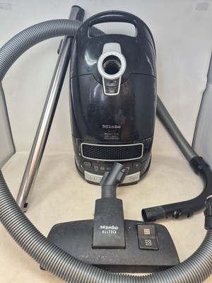 Miele Staubsauger Power Plus S8310 2200W leistungsstarke Saugkraft Deutsch
