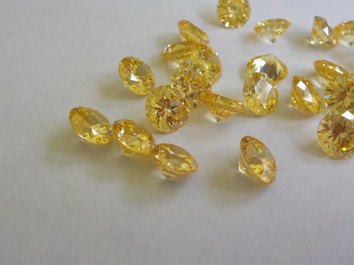 Golden Yellow Stone 8mm Cubic Zirconia Round (8 Loose) Jewelry Making Pointed