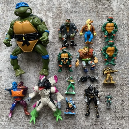 TMNT, Power Rangers, Etc Vintage 80s 90s Action Figure Lot Of 15 Pcs.