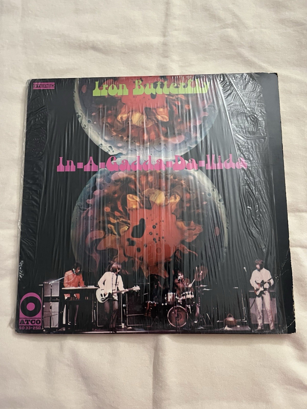 IRON BUTTERFLY- IN A GADDA DA VIDA 1968 VINYL PREOWNED FREE SHIPPING