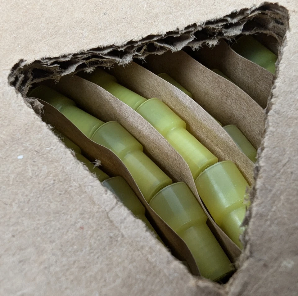 1500 Molex 0190070041 12-10AWG Yellow Rht Angle Crimp Sockets for .25" Tab NEW - Image 4 of 4