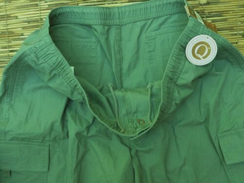HAGGAR "THE WEEKEND CARGO" 6 POCKET SHORTS RELAXED COTTON OLIVE SIZE 42 LIST $36 - Picture 2 of 4