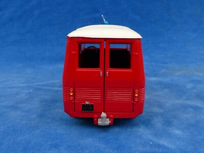 Norev 1/43 Peugeot J7 Fourgon Pompiers VSAB, Modèle Modifié, Collection