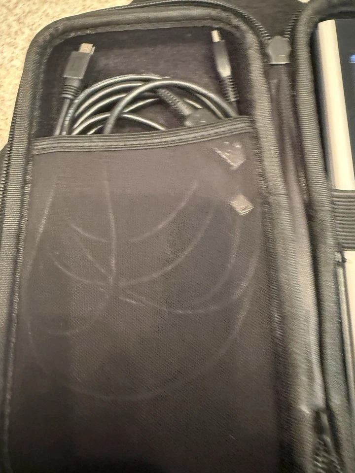 Texas Instruments TI-NSPIRE CX Graphing Calculator with charging cable and. case - Image 4 of 4