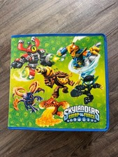 Skylanders Swap Force Lot of 30 Figures Carrying Case