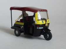 1:43 Scale Mint Tuk-Tuk Taxi 1983 in Black/Yellow/Brown James Bond U/Hobbies #29