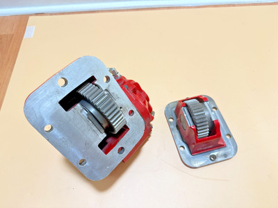 Parker Chelsea PTO Power Take-off Six Bolt w/shift Gear 249HMLLX-B211