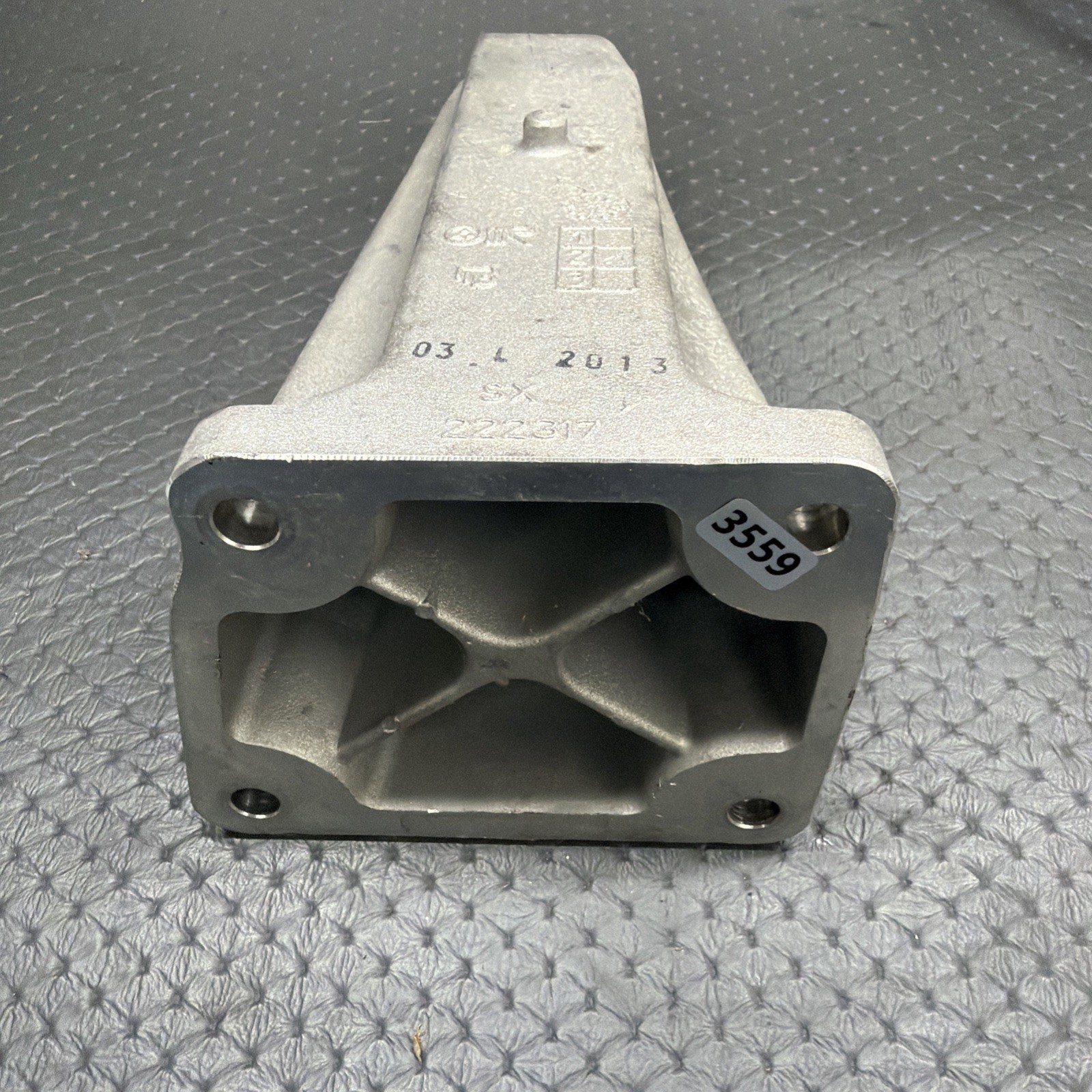 Maserati GranTurismo Left Engine mount P/N 222316