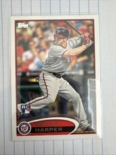 Bryce Harper Topps Rookie Card #661 Blue Helmet Variation. rookie card picture