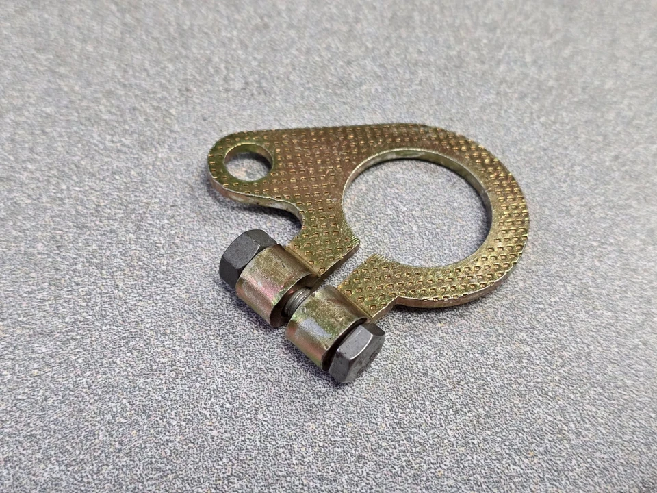 BONITO USADO ORIGINAL BOSCH PORSCHE 356 912 DISTRIBUIDOR DE ENCENDIDO ABRAZADERA DE SUJECIÓN Foto 2 de 4