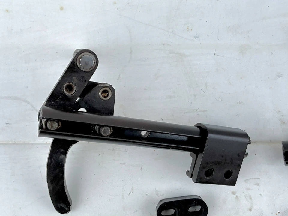 Par - Freno de mano, empuje para bloquear - Silla de ruedas Quickie Iris Foto 4 de 4