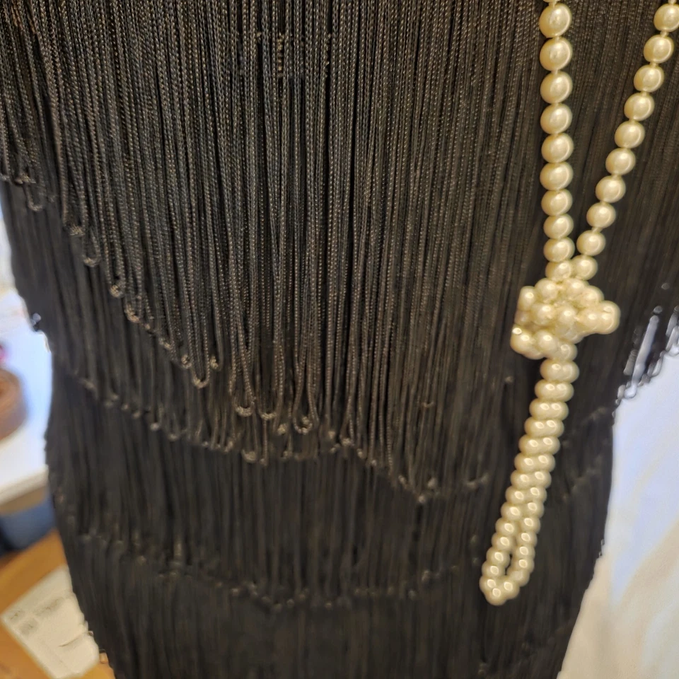 Charades Flapper Halloween Costume Black Fringe Gold Sequin Trim Sz L W/beads - Image 3 of 4