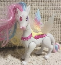 Magic Mixies- Pixlings Shimmerverse Unia The Pet Unicorn Pegasus Horse