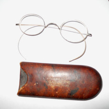 Ant. 1880's Silver Wire Rims Oval Shaped Eye Glasses Leather Case Sears Roebuck