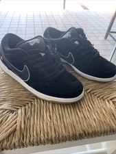 nike sb dunk low quartersnacks