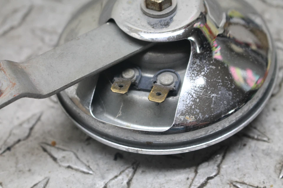 88 1983 Suzuki GS450ga 450gad Cuerno OEM  Foto 4 de 4