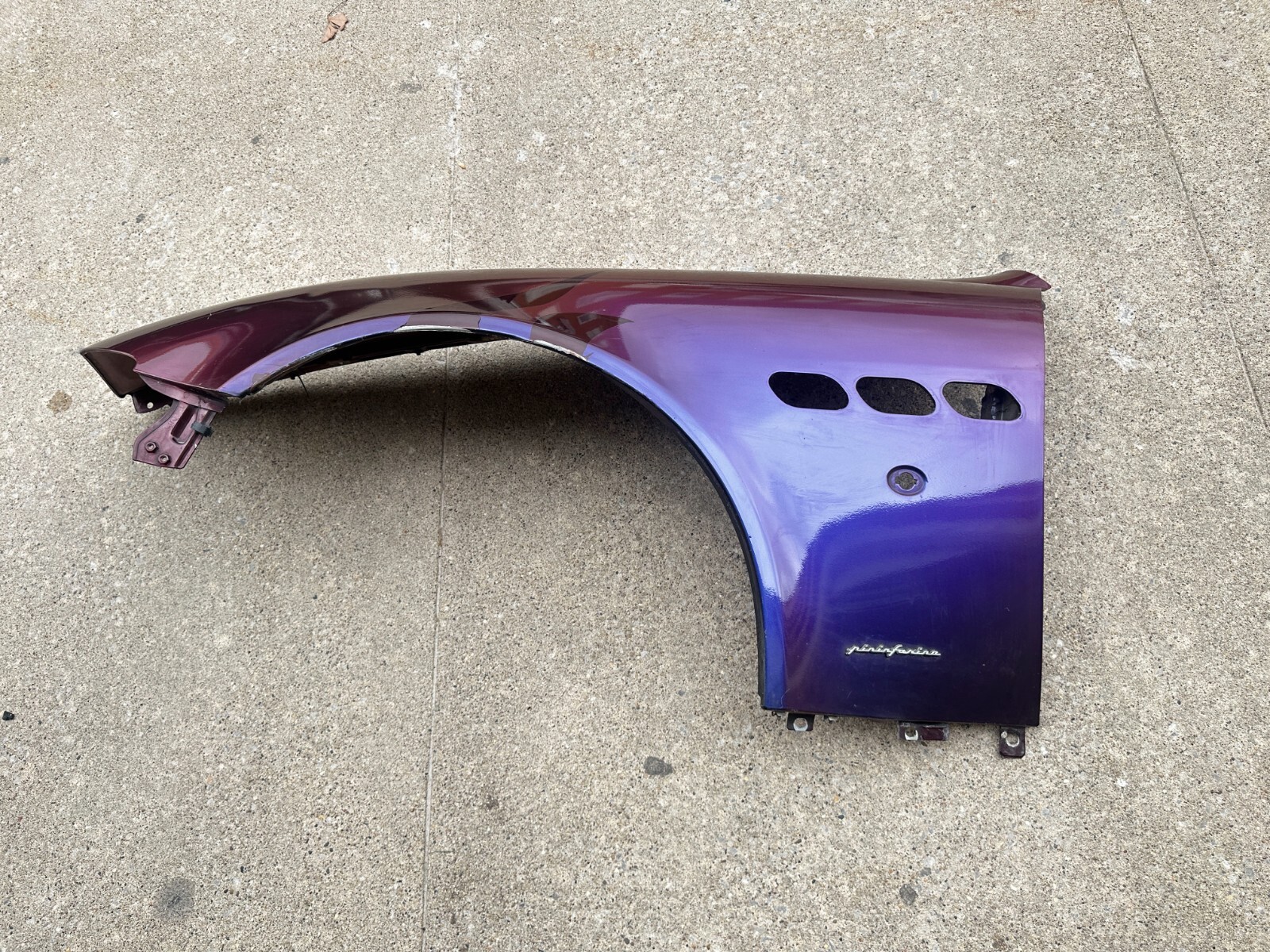 P40526 2003-2012 Maserati Quattroporte M139 Front Fender Shell Driver Side OEM