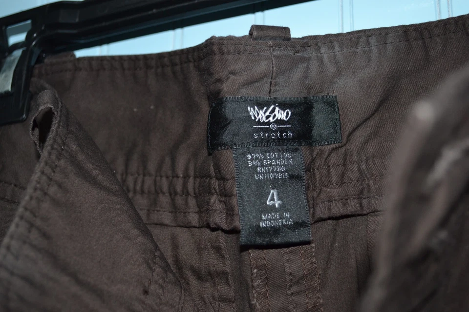 Pantalones cortos para mujer Mossimo, marrón caqui, bermudas hasta la rodilla, talla 4 Foto 4 de 4