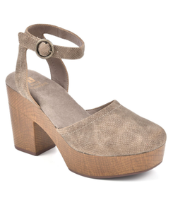 white mountain tuition platform clogs