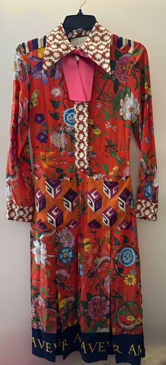 Authentic NWT- GUCCI floral Patchwork- print Silk Crepe De