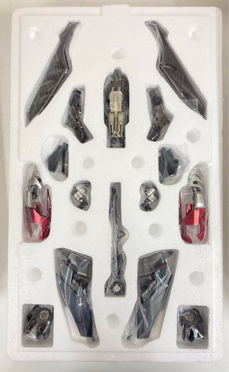 Threezero Transformers: Revenge of the Fallen DLX JETFIRE Threezero Transformers: Revenge of the Fallen DLX JETFIRE