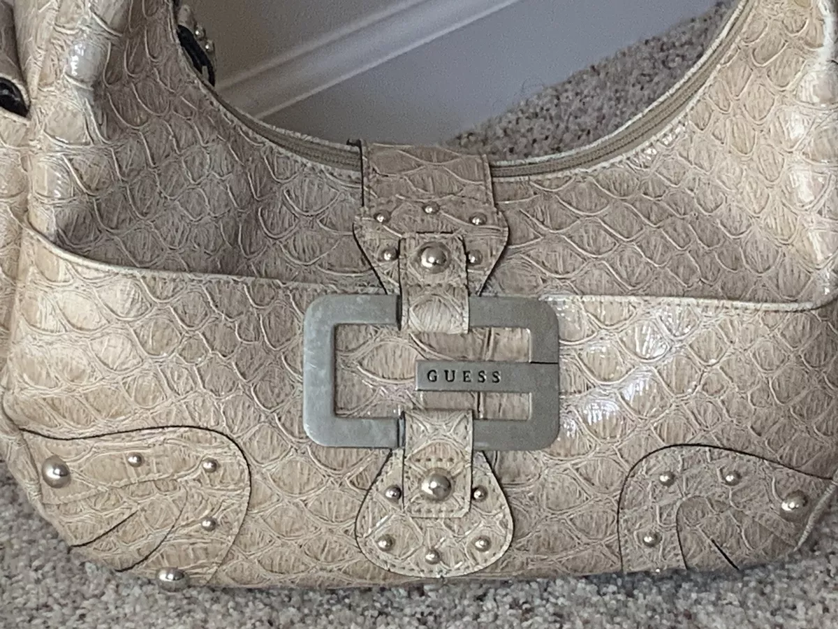 Buckle 2025 guess purse