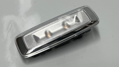 P54-1195-100 Genuine Paccar Door Pad Lamp OEM - New