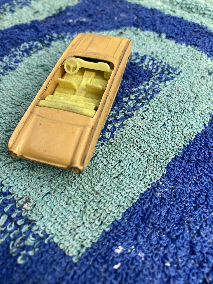 1960s Vintage Husky Models Ford Thunderbird No 8 — 第 4/4 张图片