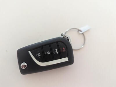 OEM Genuine 2018 - 2019 Toyota Camry Remote Flip Key Fob 4b