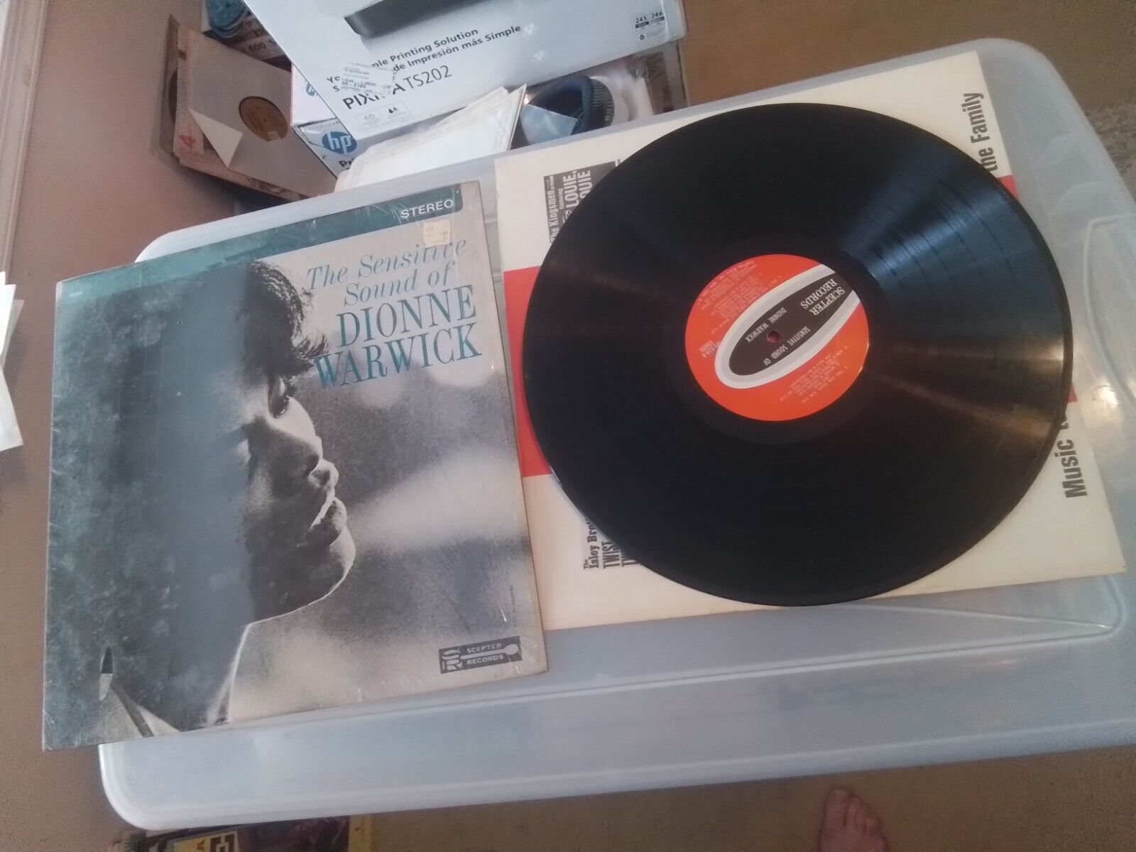 Dionne Warwick The Sensitive Sound Of LP  SPS-528.  N